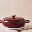 CASSEROLE SHALLOW GARNET 30CM, LE CREUSET