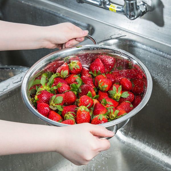 COLANDER STAINLESS STEEL 24.5CM 3 LITRES