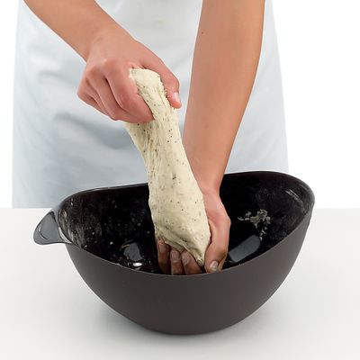 BREAD MAKER 600ML SILICONE BROWN, LEKUE