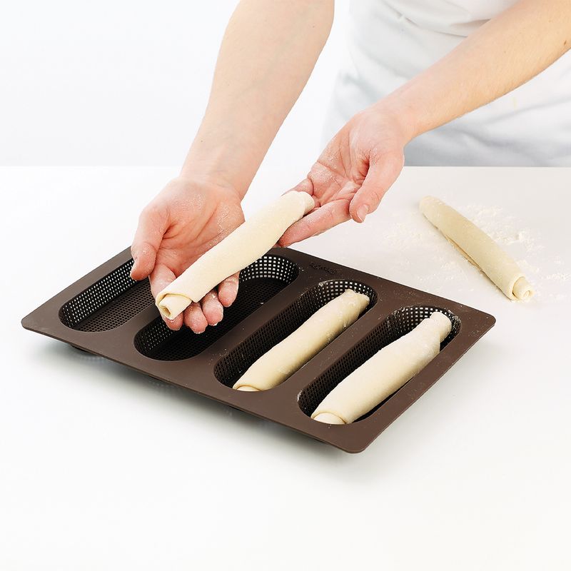 MINI BAGUETTE MOULD 150ML SILICONE, LEKUE