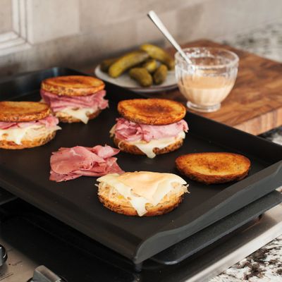 GRIDDLE DBL SPLASHBACK 51X30.5X5CM, NORDICWARE