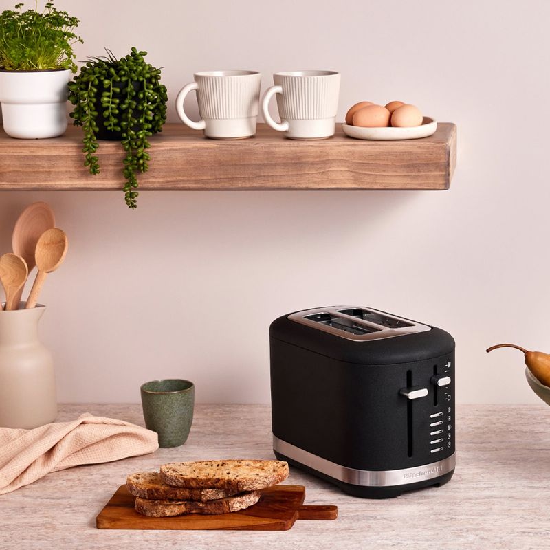 TOASTER CAST IRON BLACK 2 SLICE KMT2109 KITCHENAID