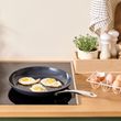 FRYPAN SHALLOW N/S CERAMIC 28CM, LE CREUSET