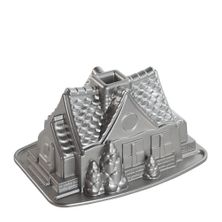 BUNDT PAN GINGERBREAD HOUSE, NORDICWARE