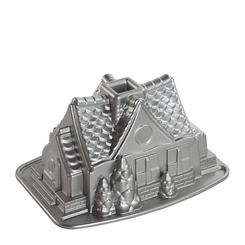 BUNDT PAN GINGERBREAD HOUSE, NORDICWARE