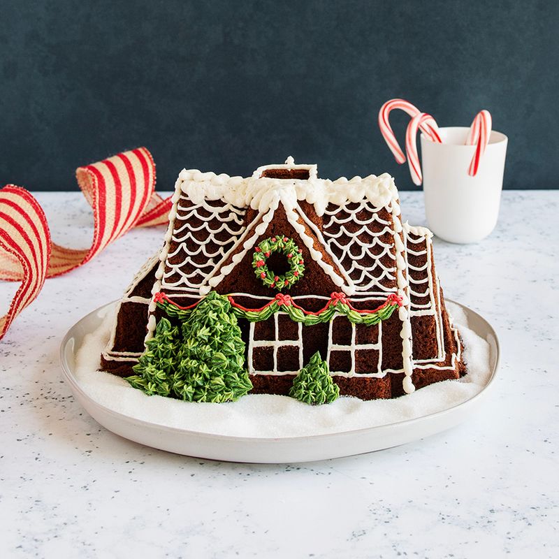 BUNDT PAN GINGERBREAD HOUSE, NORDICWARE