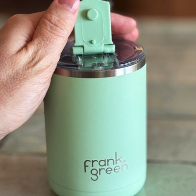 CUP REUSABLE CERAMIC HINGE LID MINT 12OZ, F/GREEN