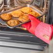 OVEN GLOVE SILICONE EMPIRE RED, KITCHENAID