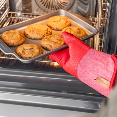 OVEN GLOVE SILICONE EMPIRE RED, KITCHENAID