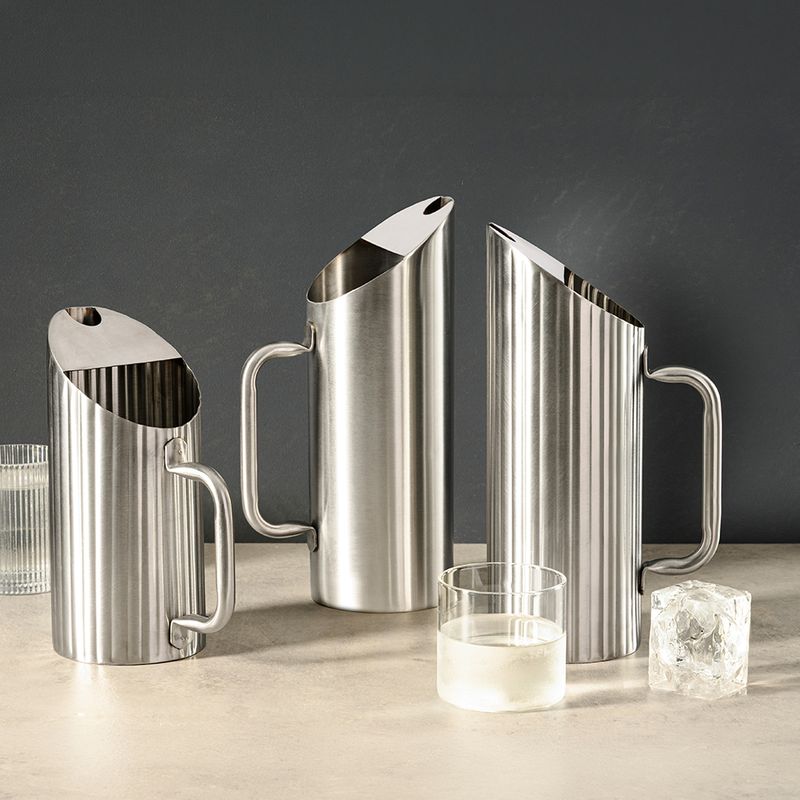 WATER PITCHER 18/10 1.5LT RIBBED, CROWN BARWARE