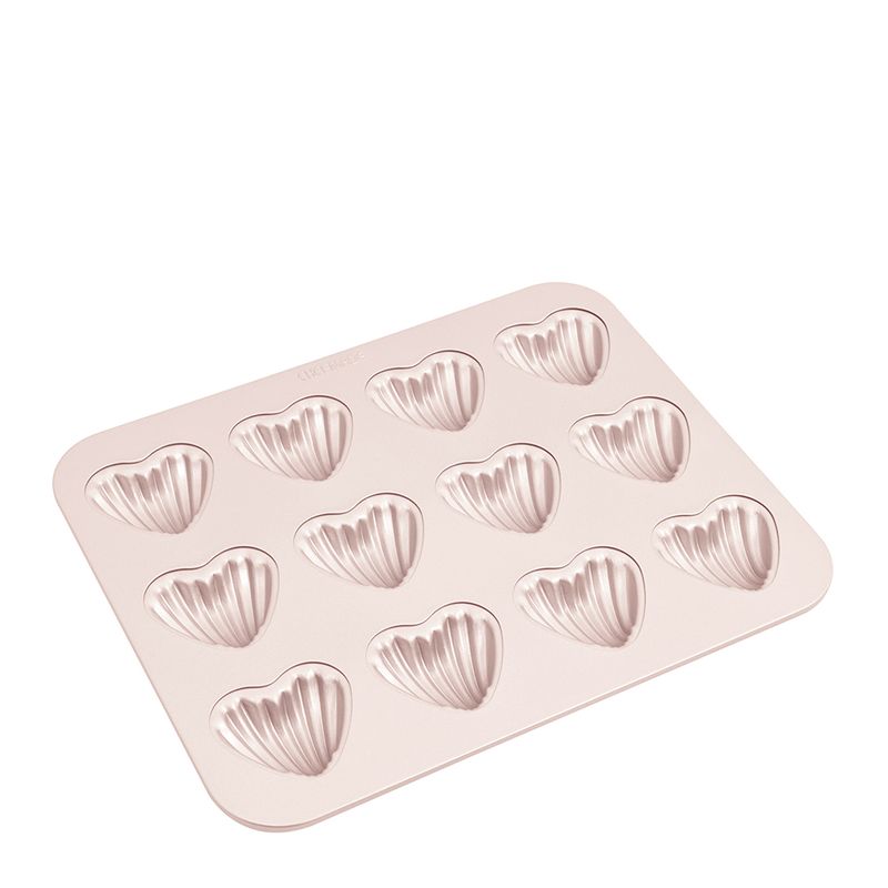 MADELINE PAN HEART 12 CUP, CHEFMADE