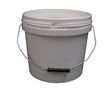 WHITE BUCKET WITH LID