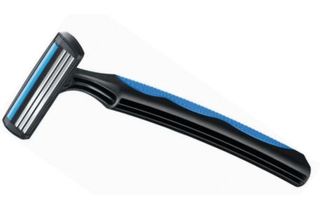 TRIPLE BLADE RAZOR BIC 24/CTN