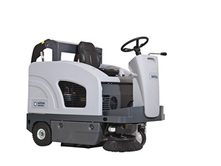 Nilfisk SW4000B - Mid Sized Ride On Sweeper