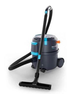 NILFISK VP400 HEPA CORDWINDER DRY VACUUM