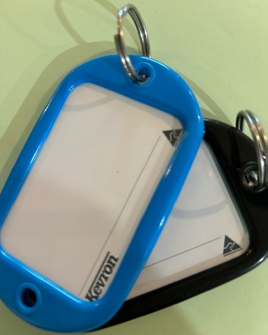 KEY TAG JUMBO PK2 ASSORTED COLOURS KEVRON ID10