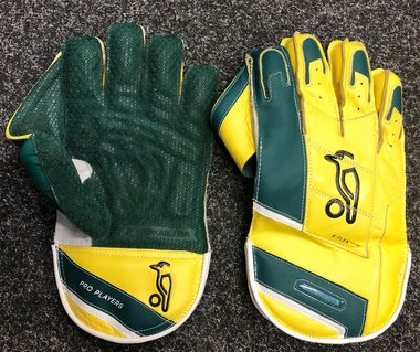 New Kooka Pro Players Keeping Gloves!