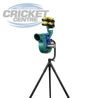 PACEMAN (245) EDGE CRICKET BOWLING MACHINE WITH 12 BALL FEEDER