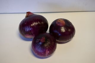 ONION RED PEELED - LOCALLY GROWN