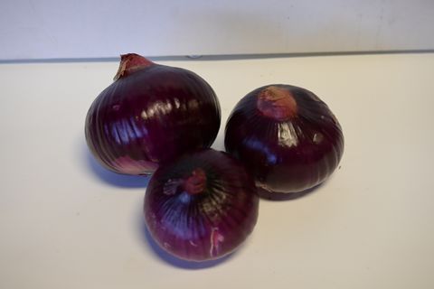 ONION RED  - LOCALLY GROWN