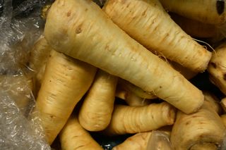 PARSNIP LOOSE SECOND GRADE  - 20KG CRATE