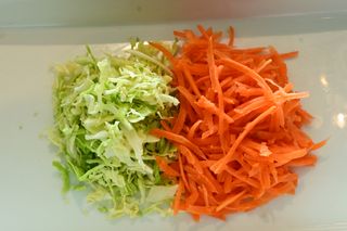 COLESLAW SELF MIX - SLICED CABBAGE , GRATED CARROT