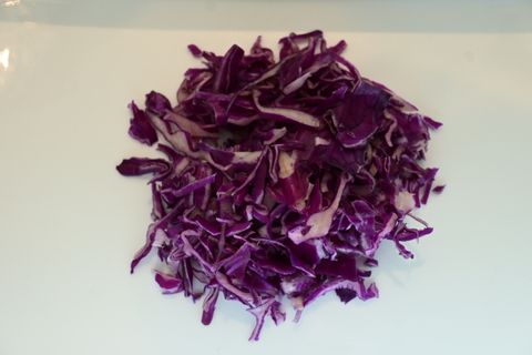 CABBAGE RED -  SLICED