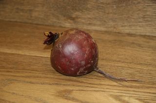 BEETROOT RED - LOCAL PRODUCE