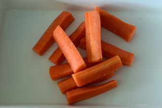 CARROT BATONS HAND CUT