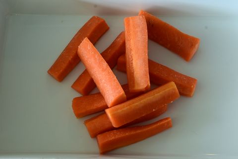 CARROT BATONS HAND CUT