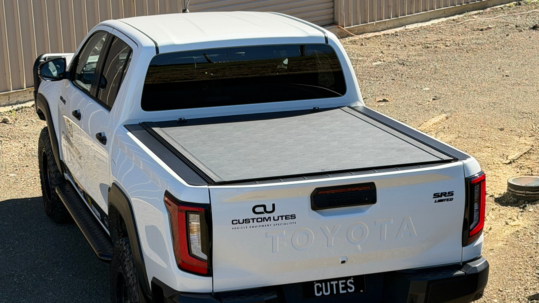 High Rolla hard roll up tonneau cover aluminium construction manual roller cover tonneau cover