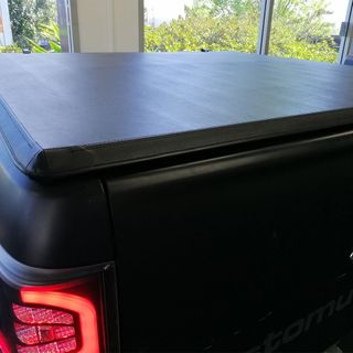 TONNEAU COVERS