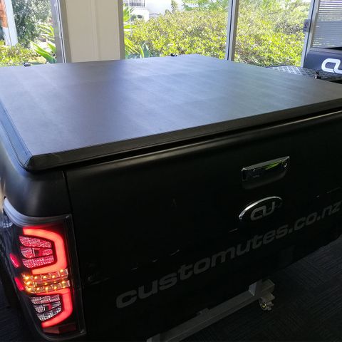 2016 Hilux A Deck Soft Tri Fold Tonneau Custom Utes Nz