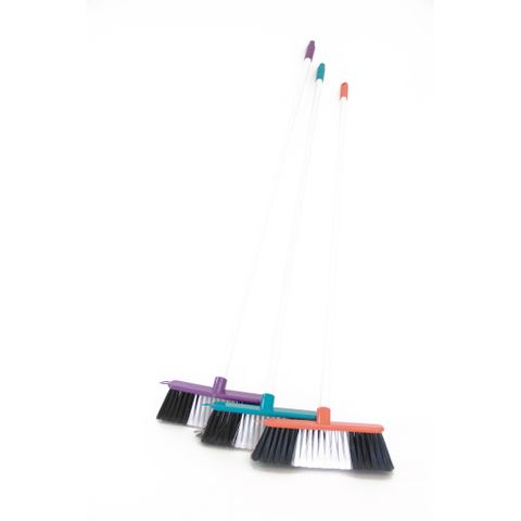 B House Broom Complete Set