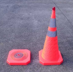 TRAFFIC COLLAPSIBLE ROADCONE 900MM