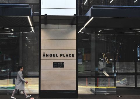 ALLTRIM geometric angles for high walls at Angel Place