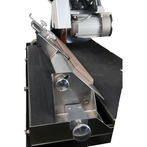 Rodia Plinth Cutting Unit