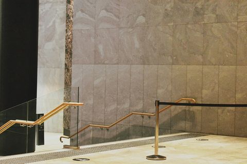 Large format tiles &ndash; what to know about this current design trend