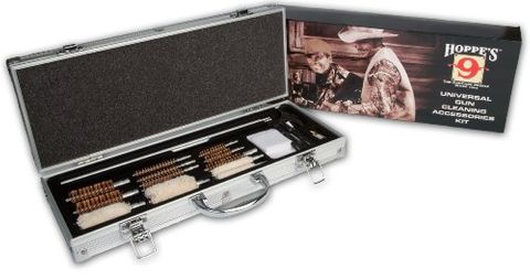 Universal Accessory 26pc Cleankit