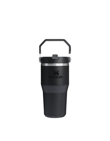 The IceFlow™ Flip Straw 2.0 Tumbler | 20 OZ Black 2.0