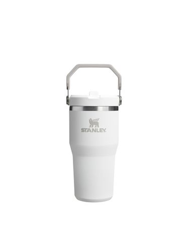 The IceFlow™ Flip Straw Tumbler | 20 OZ Frost