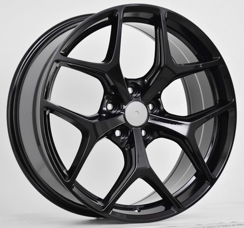 GTR FULL GLOSS BLACK