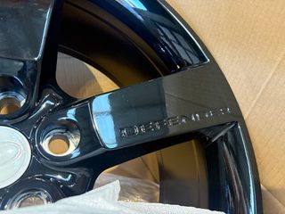 P5539 22x9 5/120 +45P FULL GLOSS BLACK (2nds) (B_72.6 FLAT)