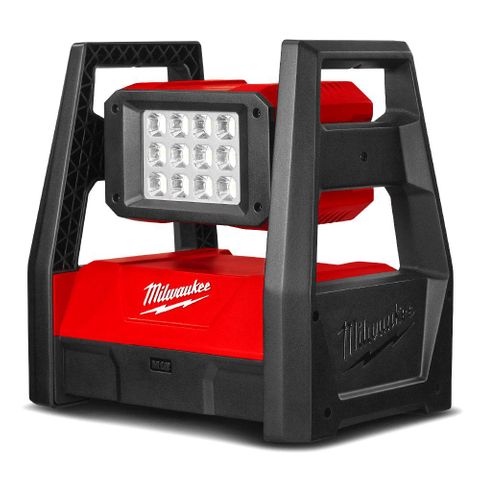 Milwaukee 18v online lights