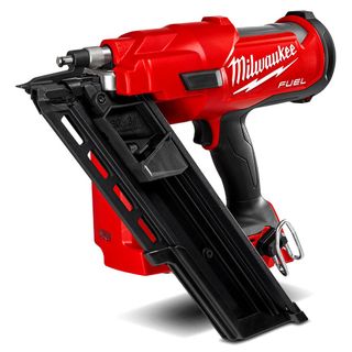 MILWAUKEE M18 FUEL 18V LI-ION 30°- 34° FRAMING NAILER - TOOL ONLY