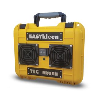 EASYKLEEN TEC BRUSH POLISHER (MACHINE)