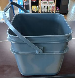 FORECOURT BUCKET SQUARE HD GREY EA