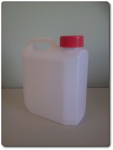 PLASTIC JERRY OIL CONTAINER 1L