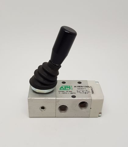 3.2 1/8 Lever/Spring Valve 1 Position 034071