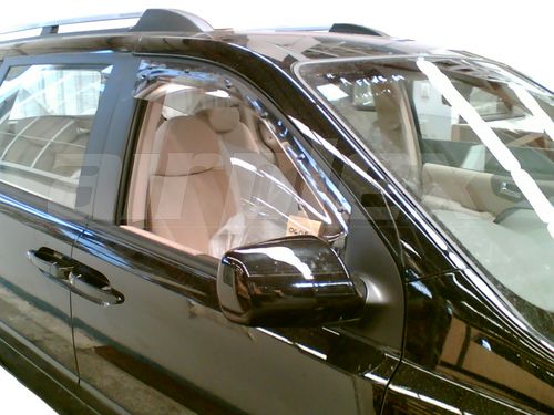 WEATHERSHIELD - LARGE - LIGHT TINT - FRONT RIGHT SIDE